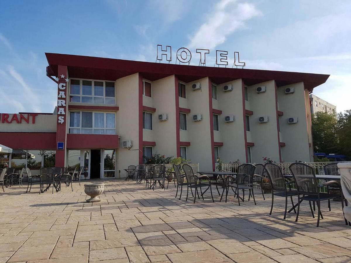 Hotel Caras Oravita Exteriör bild