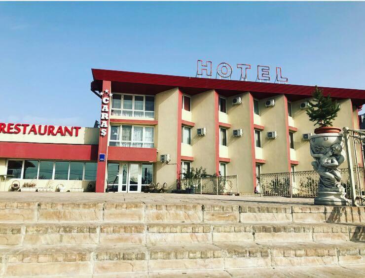 Hotel Caras Oravita Exteriör bild